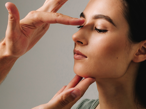 How To Reduce Swelling After Rhinoplasty?